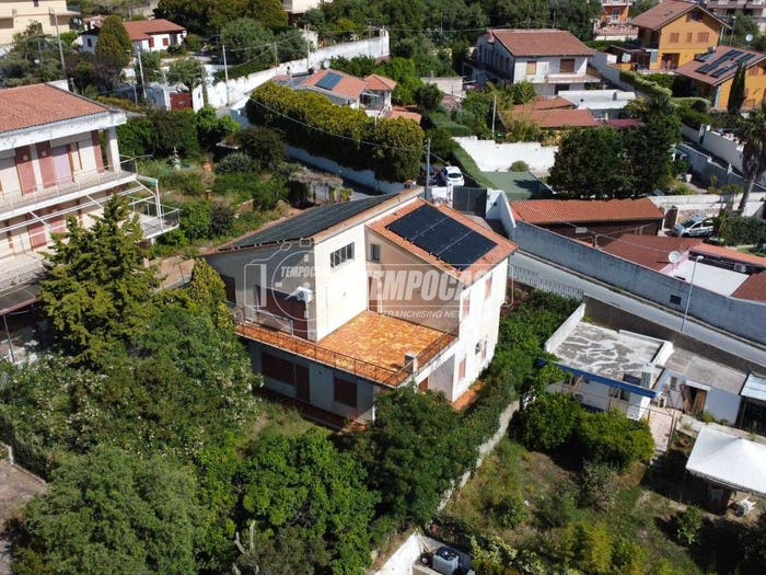 Casa con 5 locali in vendita in Via Sperone Alto, Faro Superiore Sperone, Messina