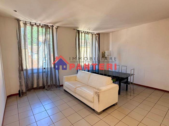 Appartamento trilocale in vendita in Via Guglielmo Oberdan, Centro, Pescia