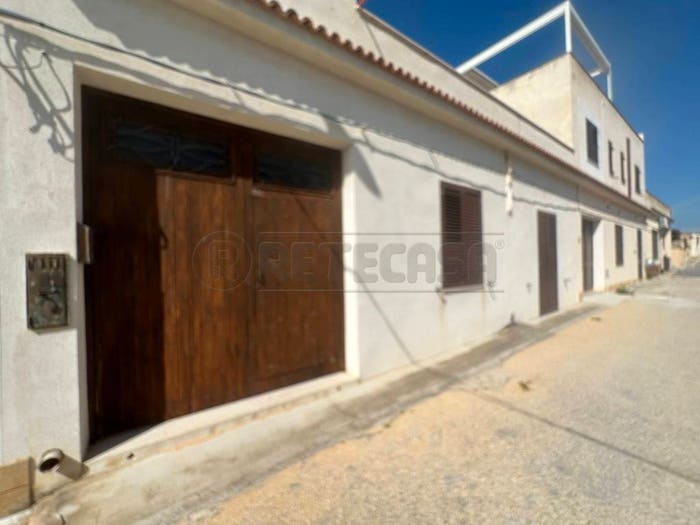 Casa con 6 locali in vendita in Tre Fontane, Campobello di Mazara