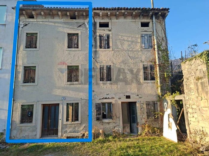 Casa con 6 locali in vendita in Fregona