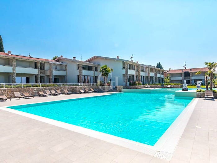 Appartamento trilocale in vendita in Via Grezze, Entroterra, Desenzano del Garda