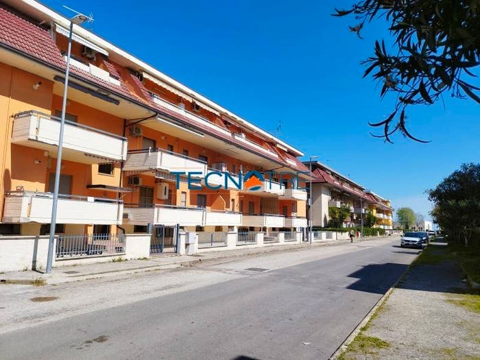 Appartamento trilocale in vendita in Via del Porto, Centro, Martinsicuro