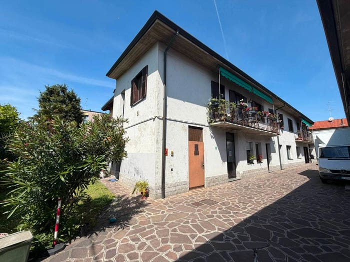 Casa quadrilocale in vendita in Viale della Repubblica, Centro, Muggiò
