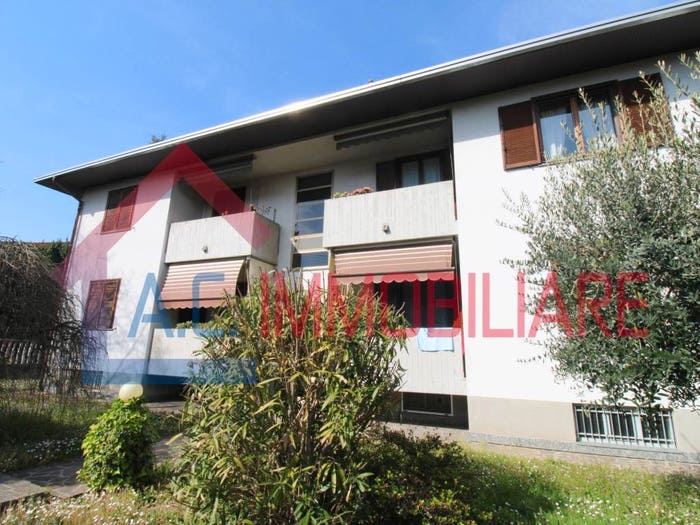 Appartamento trilocale in vendita in Via Marco Polo, Centro, Ferno