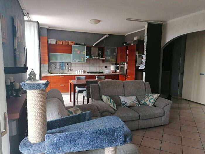 Appartamento quadrilocale in vendita in Via Lombardia, Centro, Zelo Buon Persico