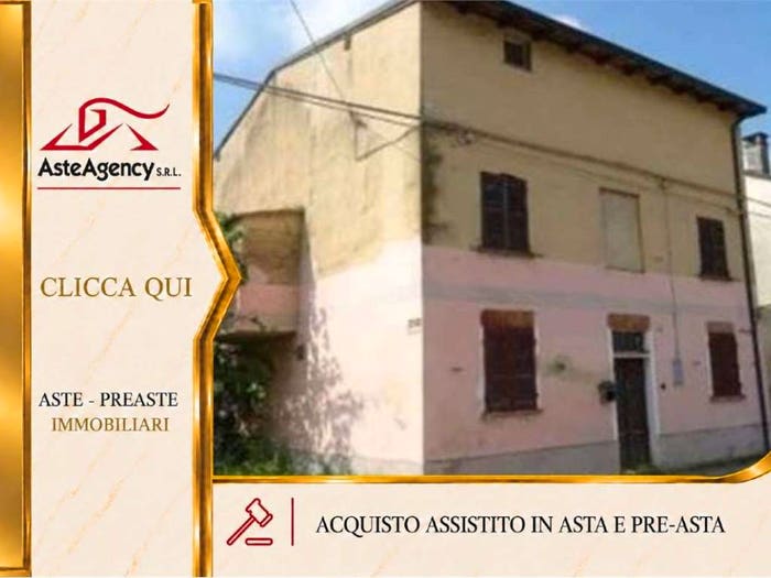Casa con 6 locali in vendita in Via Villa Biscossi, Centro, Galliavola