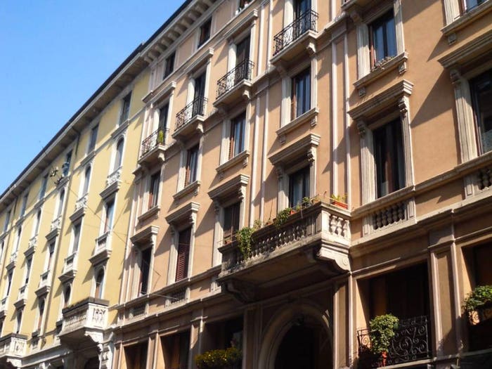 Appartamento bilocale in vendita in Via Lazzaro Palazzi, Porta Venezia, Milano