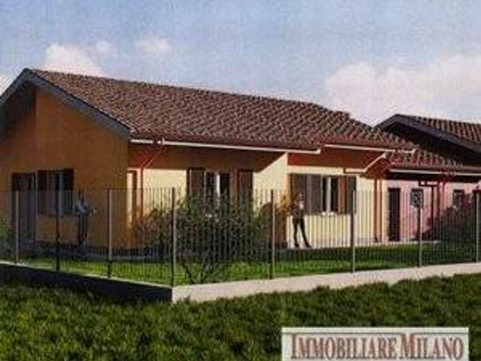 Casa quadrilocale in vendita in Via Vittime del Terrorismo, Merlino