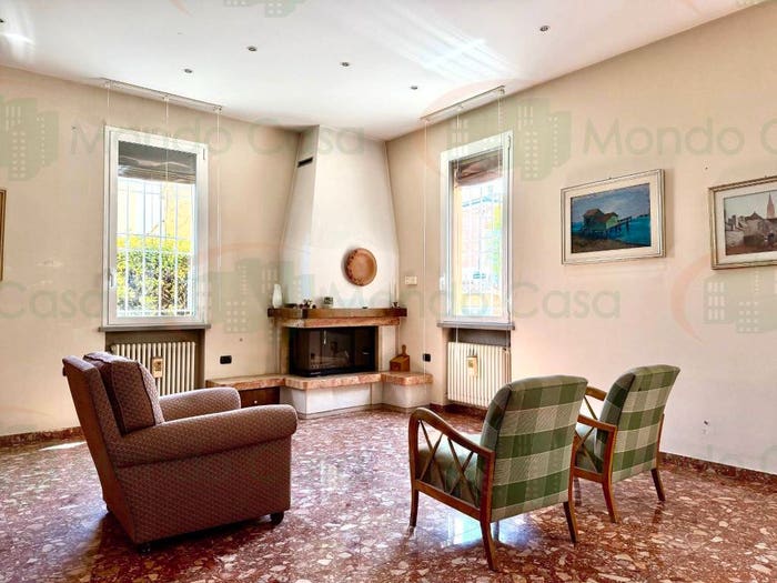 Casa con 6 locali in vendita in Via Chiavica Romea, Teodorico, Ravenna