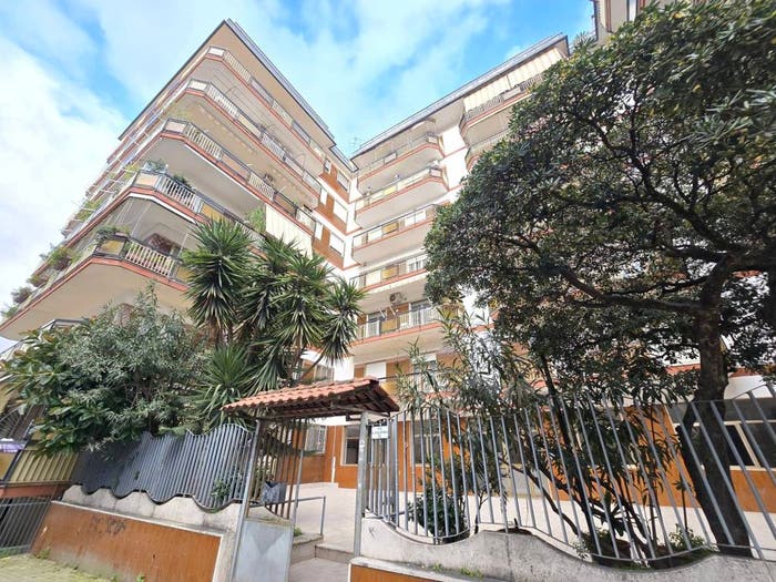 Appartamento con 5 locali in vendita in Via Cristoforo Colombo, Centro, Marano di Napoli