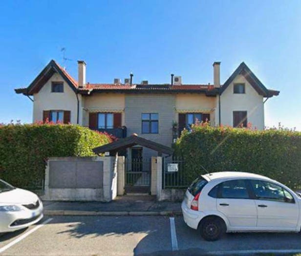Appartamento con 6 locali in vendita in Via Wolfgang Amadeus Mozart, Buscate