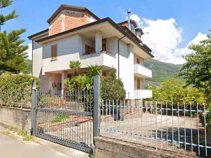 Casa con 5 locali in vendita in Via Carpinelli, Mercato, Giffoni Valle Piana