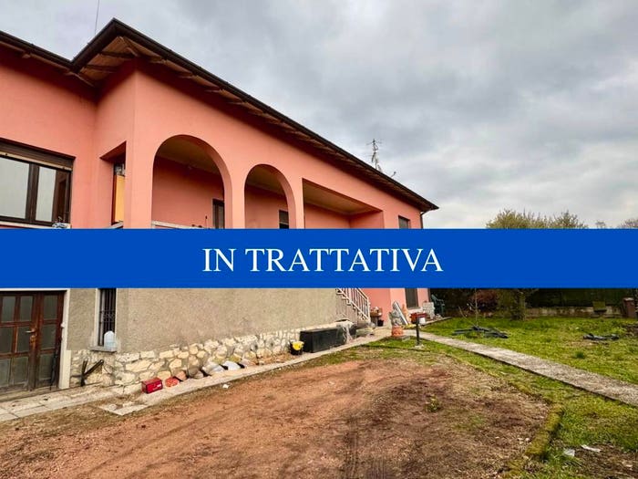 Casa con 6 locali in vendita in Via G Rebuschini, Centro, Besozzo