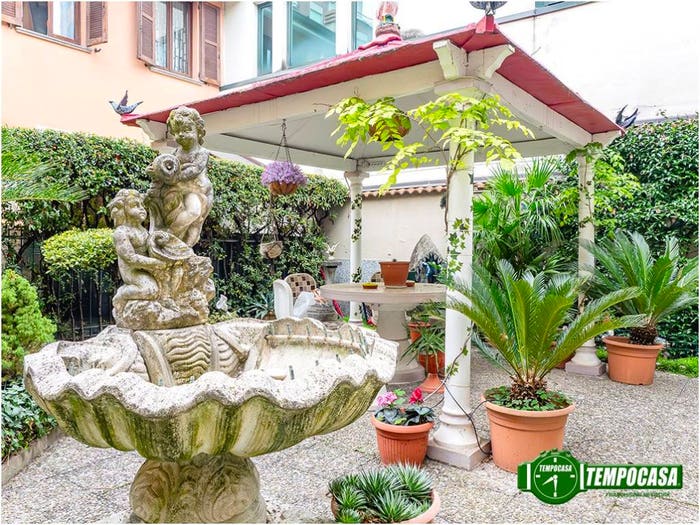 Casa con 5 locali in vendita in Via Cesare Battisti, Carugate
