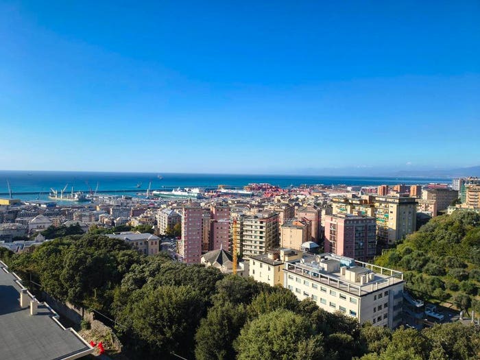 Appartamento con 5 locali in affitto in Via Bartolomeo Carrea, Sampierdarena, Genova