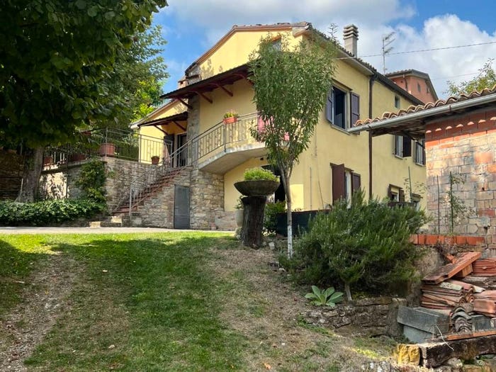 Casa quadrilocale in vendita in Località Sorenti, Pellegrino Parmense