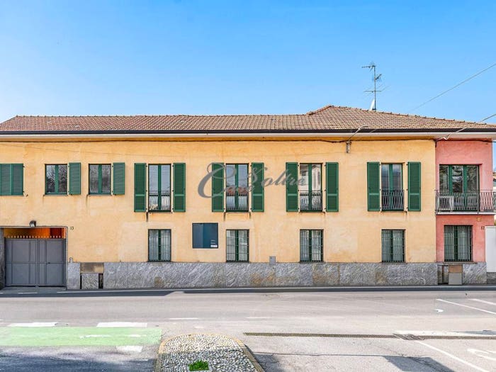 Appartamento con 6 locali in vendita in Via Como, Centro, Novedrate