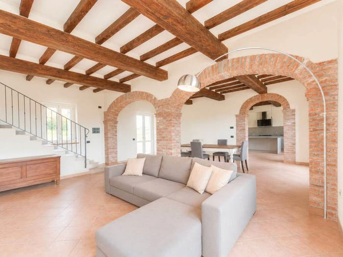 Casa con 6 locali in vendita in Via Alessandro Manzoni, Sesto Cremonese, Sesto ed Uniti