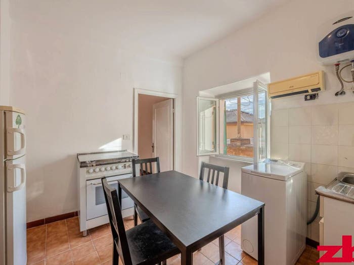 Appartamento bilocale in vendita in Via Ponterotto, Marassi, Genova