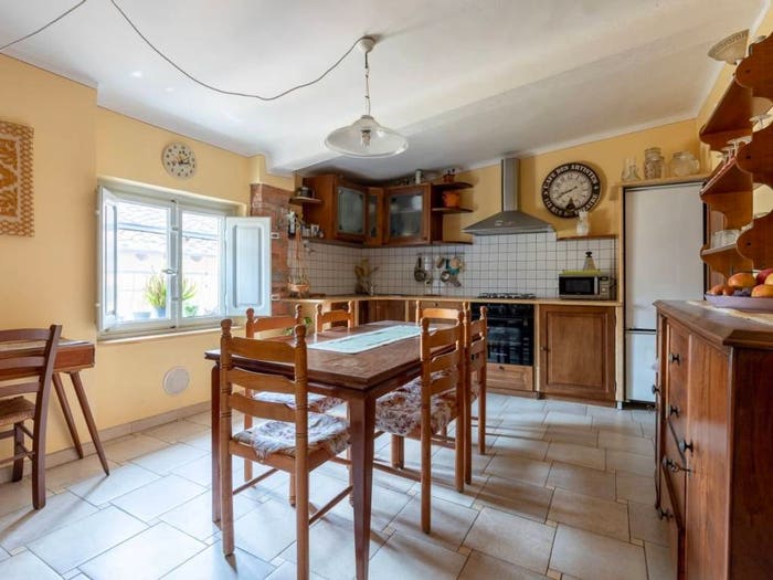 Appartamento quadrilocale in vendita in Via Galli Tassi, Piazza Napoleone San Michele, Lucca