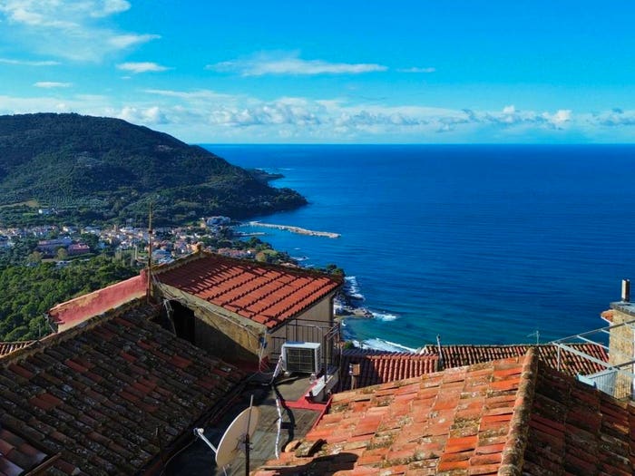 Appartamento trilocale in vendita in G B Forziati, Centro, Castellabate