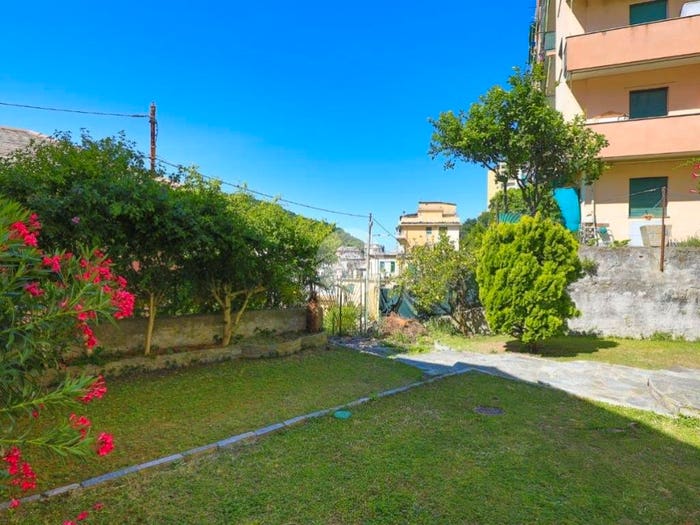 Casa con 6 locali in vendita in Via alla Costa dei Zini, Quezzi, Genova