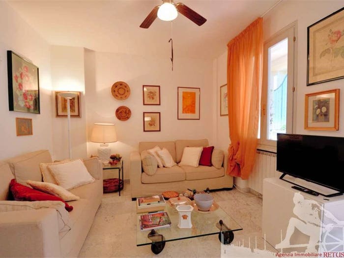 Appartamento con 5 locali in vendita in Centro, Forte dei Marmi