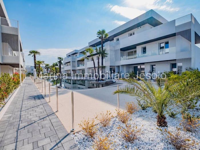 Appartamento trilocale in vendita in VIA CEOLOTTO, Lido Ovest Faro, Jesolo