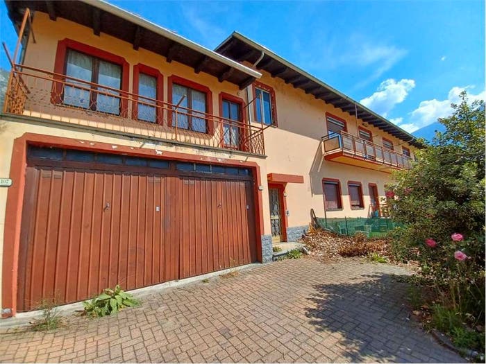 Casa quadrilocale in vendita in Centro, Donnas