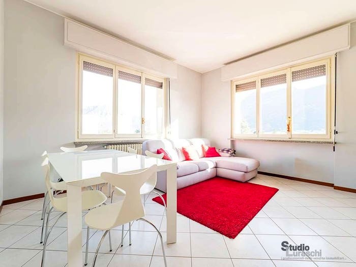 Appartamento trilocale in vendita in via Statale, Garlate