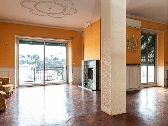 Casa trilocale in vendita in Piazza Ennio, Balduina, Roma