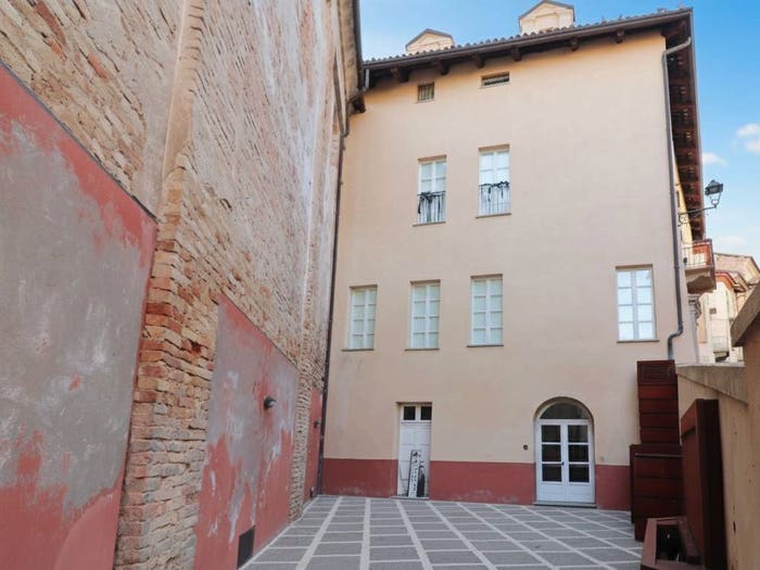 Casa con 6 locali in vendita in Via S Marzano, Centro, Costigliole d'Asti