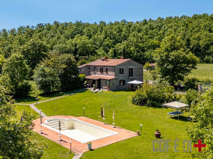 Casa con 6 locali in vendita in Strada Provinciale di Montemassi, Montieri