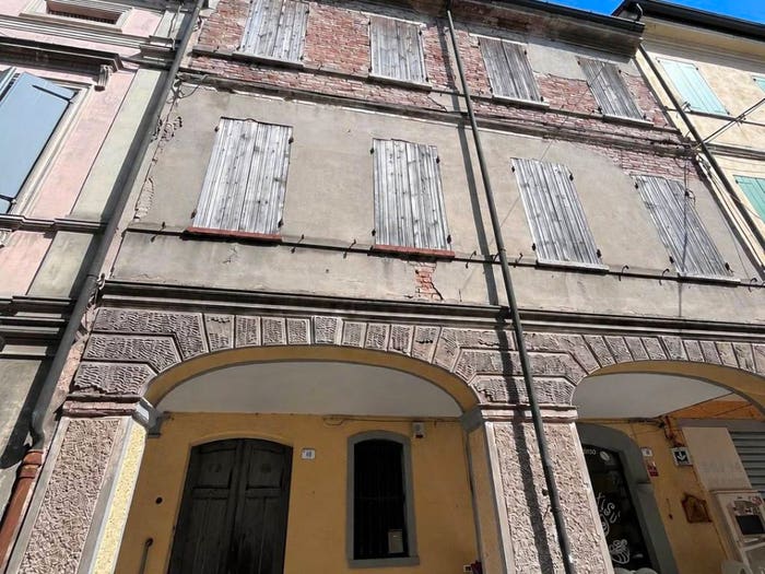Casa quadrilocale in vendita in Via Avanzi, Centro, Luzzara