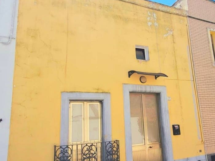 Appartamento quadrilocale in vendita in Via Crescenzio, Collepasso