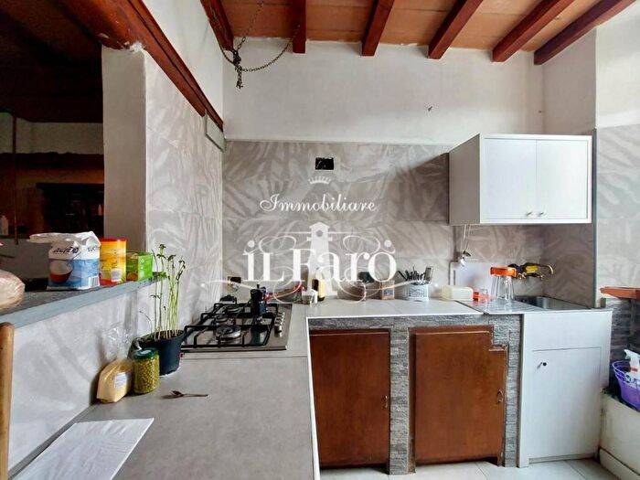 Appartamento con 6 locali in vendita in PZa D'Azeglio, Lungomare, Viareggio