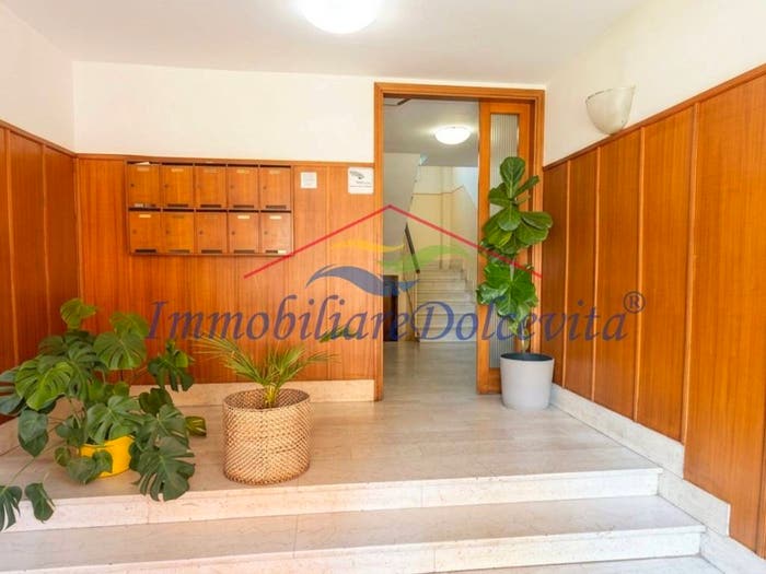 Appartamento quadrilocale in vendita in Via Giovanni Segantini, Argingrosso, Firenze