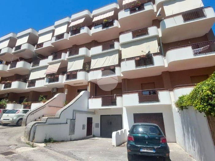 Appartamento trilocale in vendita in Via gigante, Capezzano Cologna, Pellezzano