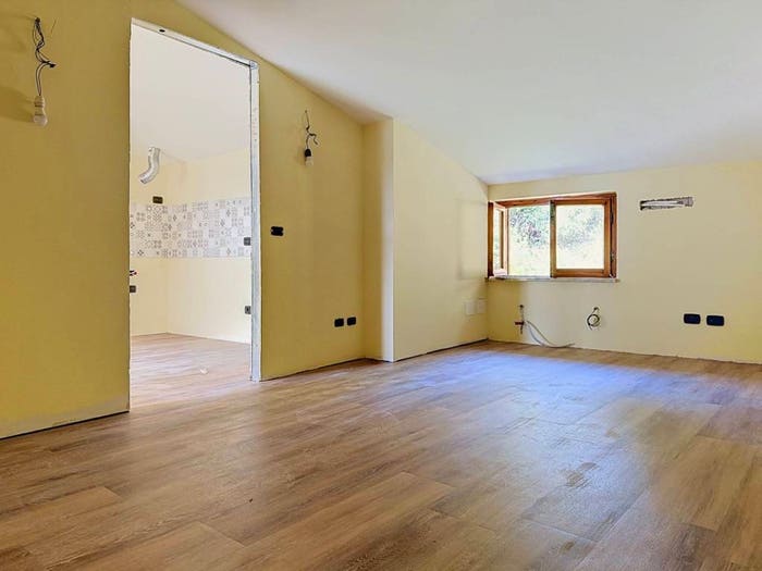 Appartamento trilocale in vendita in Via Nomentana, Centro, Mentana