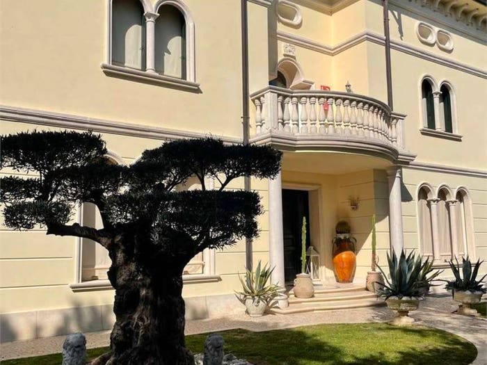 Casa con 6 locali in vendita in via chiusurata, Chiarano