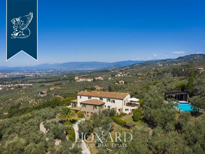 Casa con 6 locali in vendita in Centro, Lamporecchio