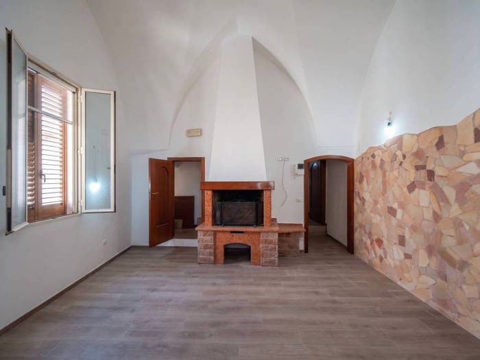Casa quadrilocale in vendita in Via F Ferrai, Centro Storico, Gallipoli