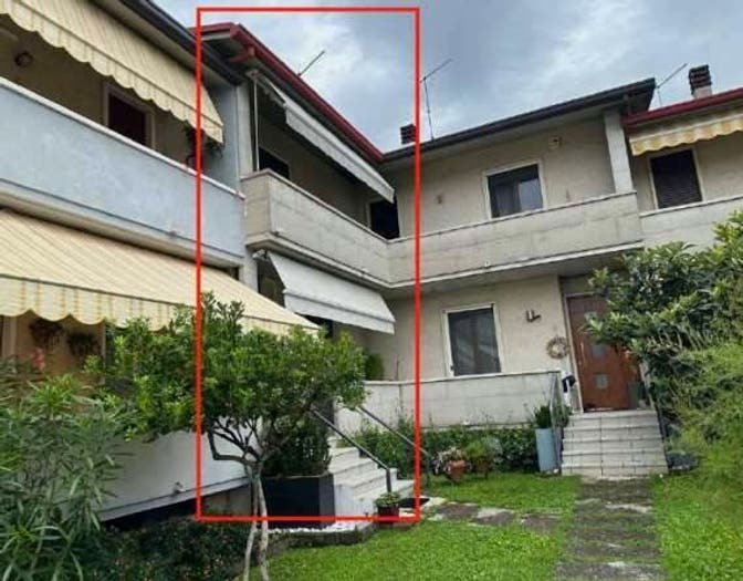Appartamento con 6 locali in vendita in Via Rizzardini, Piovene Rocchette