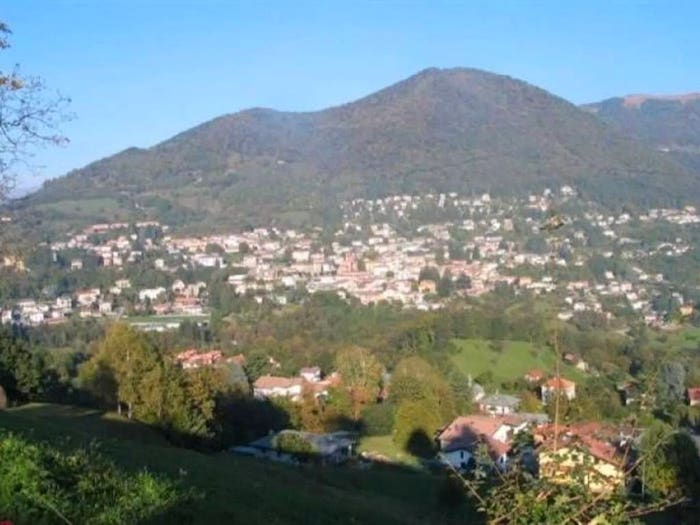 Casa con 6 locali in vendita in Via Monte Generoso, San Fedele Intelvi, Centro Valle Intelvi