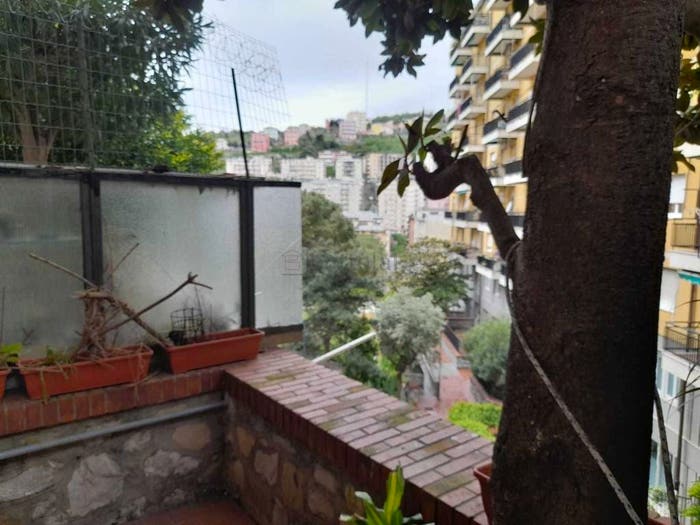 Appartamento quadrilocale in vendita in Via dei Cinque Santi, Lagaccio, Genova