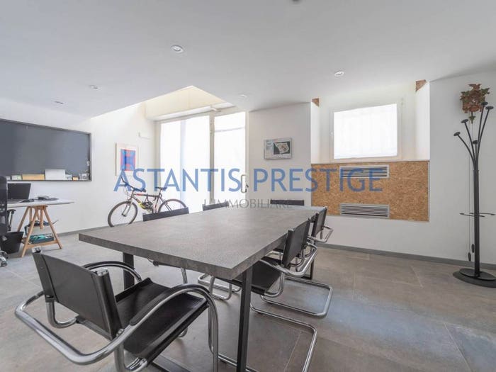 Appartamento trilocale in vendita in Via Sant'Agnese, Sant'Ambrogio, Milano