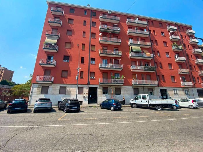 Appartamento trilocale in vendita in via Milano, Centro, Cesano Boscone