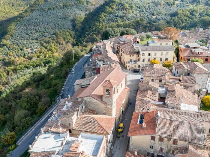 Case in Vendita e in Affitto - 2
