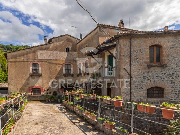 Casa con 6 locali in vendita in Strada del Piano, Orvieto