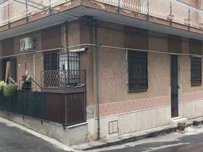 Appartamento quadrilocale in vendita in Via Varese, Paternò